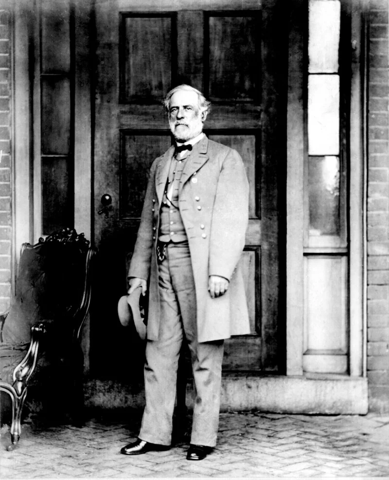 Amerikan İç Savaşı — General Robert E. Lee'nin, Appomattox'ta teslim olmasından günler sonra Richmond, Virjinya'da çekilen portresi.