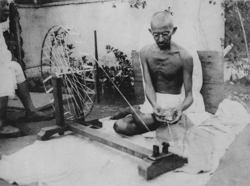 Mahatma Gandhi — mahatma gandhi as part of the independence movement. He encouraged people to wear clothes made of homespun yarn termed as "khadi" to popularise and promote khadi.