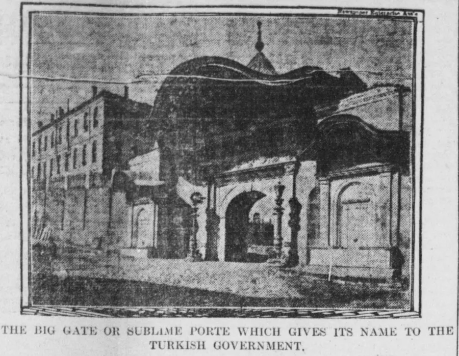 Jön Türkler ve II. Meşrutiyet — Osmanlı hükümet merkezi Bâb-ı Âli'nin (Sublime Porte) büyük kapısı; 23 Ocak 1913'te İttihatçı subayların bastığı ve Nazım Paşa'nın öldürüldüğü, Kâmi