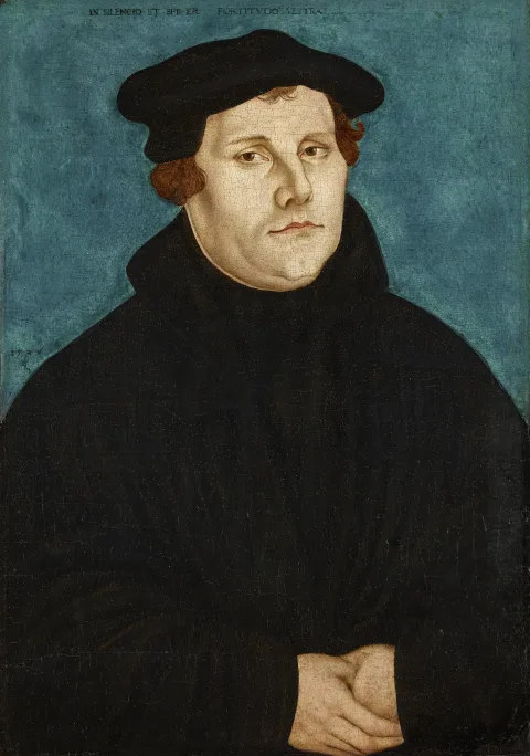 Luther'in yakın dostu ressam Lucas Cranach the Elder'in atölyesinden çıkan, dönemin en yaygın Luther portresi tipini oluşturan bir tablo. Deutsches Historisches Museum, Berlin.